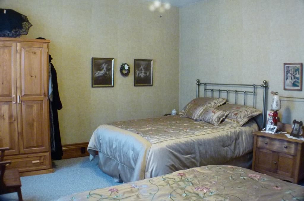 Doctor'S House B & B Tara ภายนอก รูปภาพ