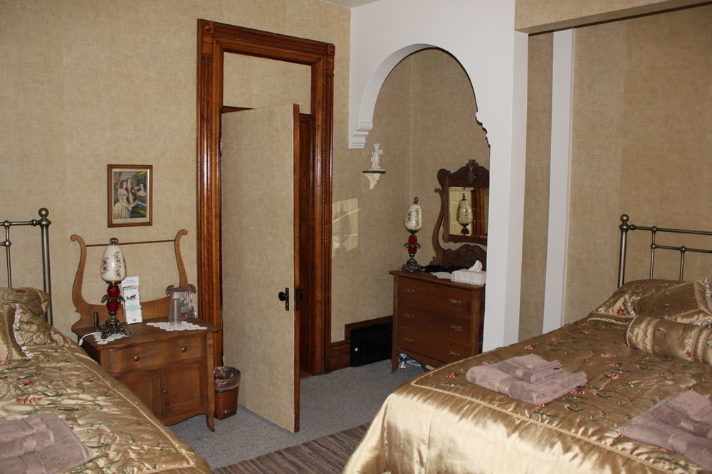 Doctor'S House B & B Tara ภายนอก รูปภาพ
